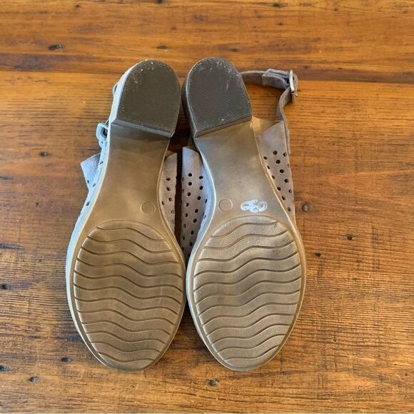 Sophia Milano Suede Light Gray Leather  Lazer Cut Open Toe Booties Sz 7.5 - Picture 5 of 6